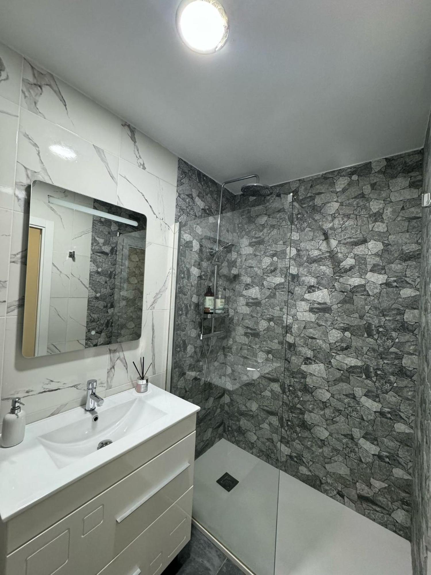 Ferienwohnung Piso Nuevo A 10 Minutos De San Sebastian Lasarte Oria Exterior foto