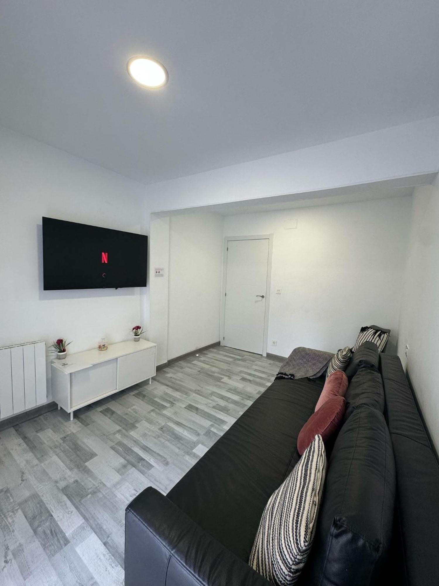 Ferienwohnung Piso Nuevo A 10 Minutos De San Sebastian Lasarte Oria Exterior foto